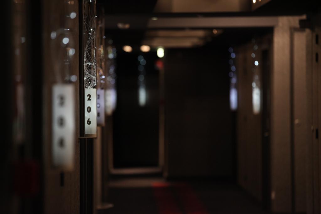 Le Rex Hotel Tarbes Bagian luar foto
