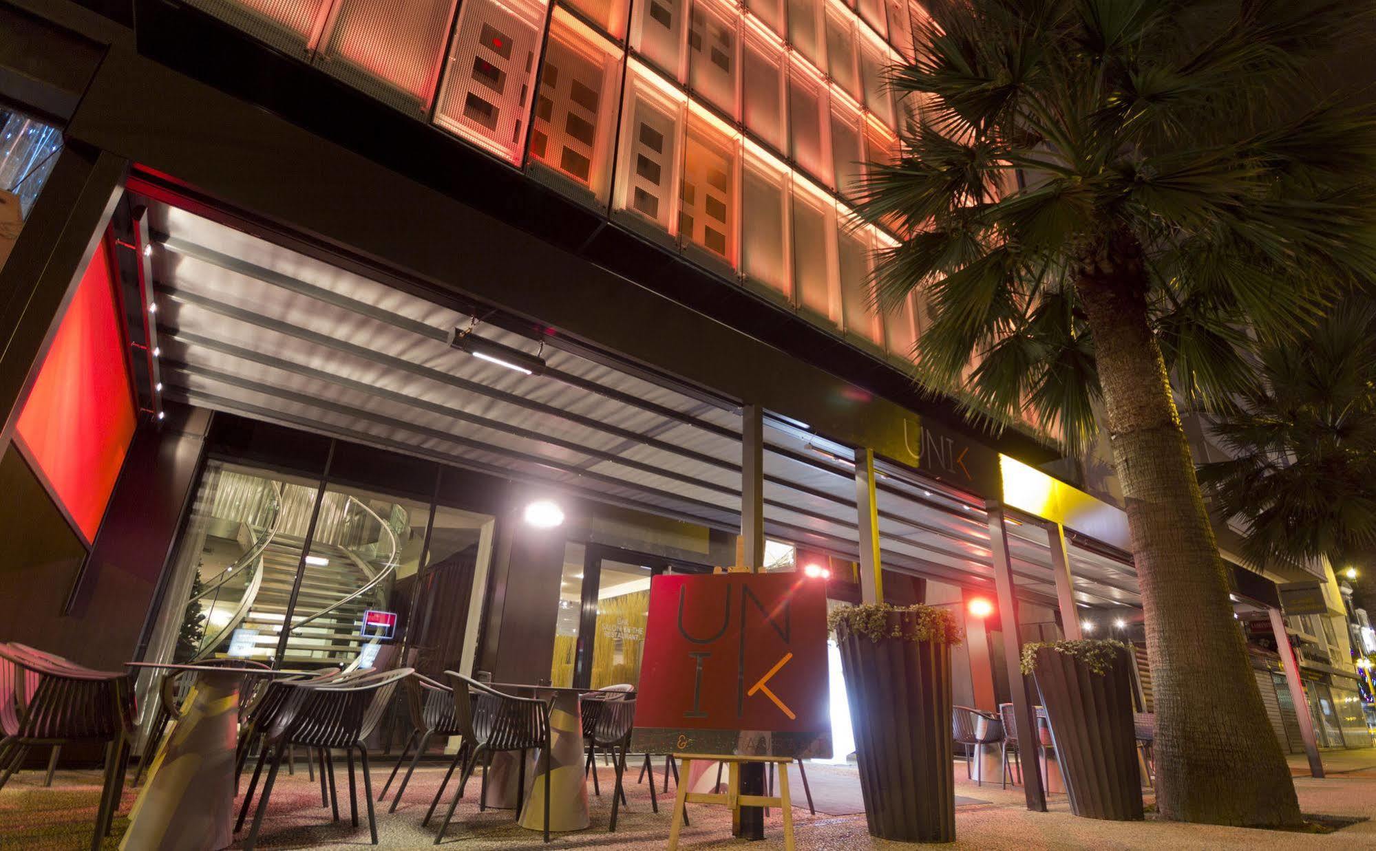 Le Rex Hotel Tarbes Bagian luar foto
