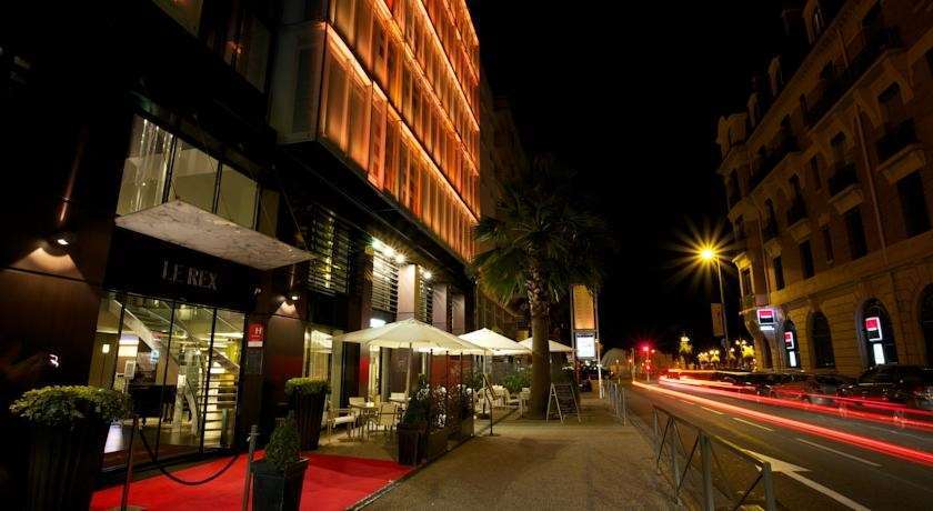 Le Rex Hotel Tarbes Bagian luar foto